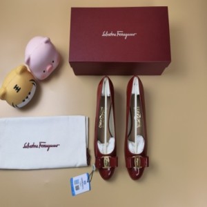 Sra. Ferragamo tacones altos zapatos de mujer