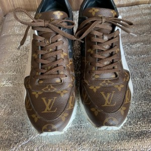 Zapatos casuales para hombres Louis Vuitton