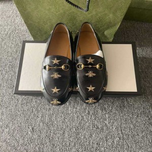 Zapatos de cuero de mujer Gucci