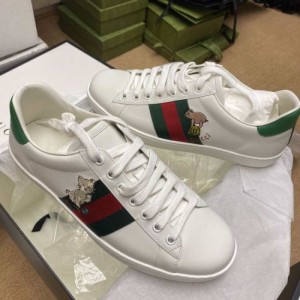 Zapatos casuales para hombres Gucci