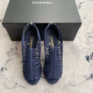 Sandalias  zapatillas para mujeres Chanel