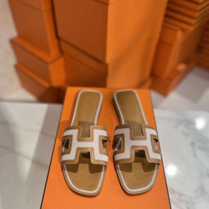 Sandalias  zapatillas para mujeres Hermes