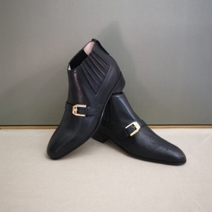 Zapatos de cuero Gucci botas negras cortas para mujeres