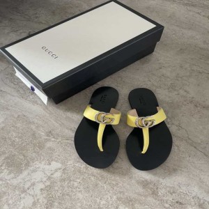 Sandalias  zapatillas para mujeres Gucci