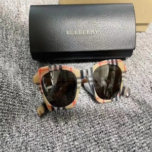 博柏利レディースサングラス眼鏡BURBERRY博柏利Vintageチェック蝶形サングラス