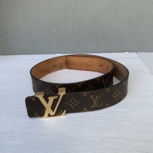 Cinturón de Louis Vuitton