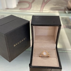 Anillo de Lady Bulgari  anillo bvlgari Bulgari Rose Gold turn Ring