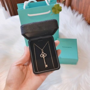 ティファニーレディースネックレスペンダントTiffany