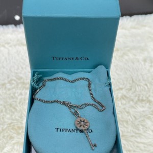 Collar  colgante de Lady Tiffany Tiffany colección de llaves Tiffany