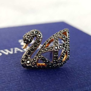 Broche de la Sra. Swarovski