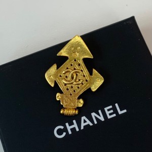 Broche de la Sra. Chanel