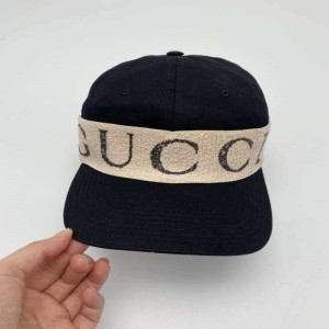 Sombrero Gucci