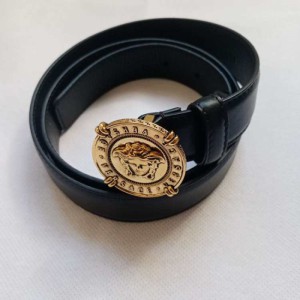 Cinturón Versace  cintura Medusa oro negro