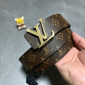  cinturón de hombre Louis Vuitton  cadena de cintura