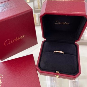 Anillo de la Sra. Cartier  anillo de dedos Cartier Classic love series lleno de diamantes 18k Rose Gold Diamond Ring versión estrecha