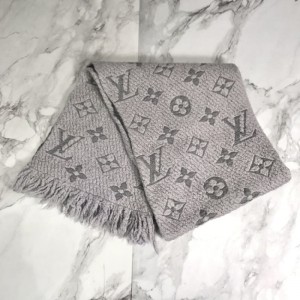 Bufanda de Sra. Louis Vuitton  bufanda de seda  bufanda cuadrada bufanda gris de lana LV