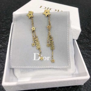 Joyas para el oído de la Sra. Dior