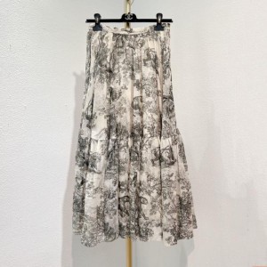 Colección de bosque de faldas de medio cuerpo de la Sra. Dior