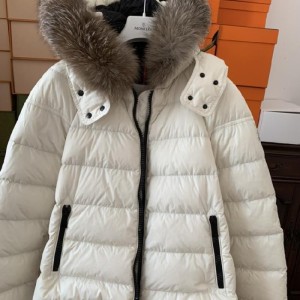 Chaqueta de plumón de la Sra. mengkou, chaqueta de plumón moncler, talla 0