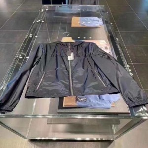 Chaqueta masculina Prada nueva chaqueta casual azul tibetana en oto?o