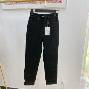 Pantalones casuales de la Sra. Agne acne Studios pantalones casuales