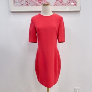  vestido de la Sra. Dior en rojo Francia [fr]  38