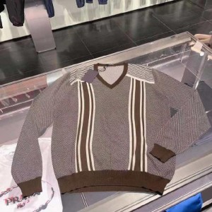 Suéter de punto para hombres Prada chaqueta de punto a rayas de cuello V de moda marrón oto?o e invierno