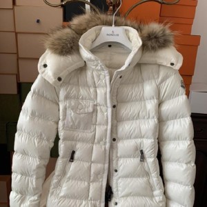 Chaqueta de plumón de la Sra. mengkou, chaqueta de plumón moncler, talla 0