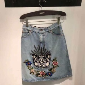 Falda de medio cuerpo de la Sra. Gucci falda corta vaquero con patrón de animal de moda de verano