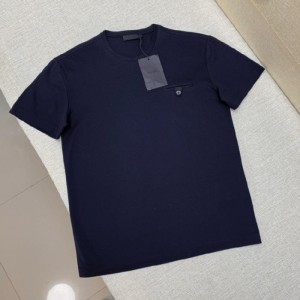 プラダメンズTシャツS.M