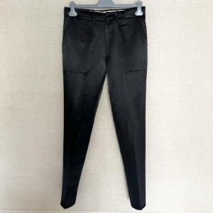 Pantalones casuales masculinos Alexander McQueen talla 44