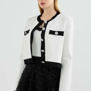 Cardigã curto clássico Karl Lagerfeld Little Fragrant. Preto e branco. Casaco feminino tamanho M