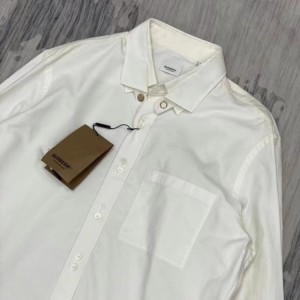 Camisa bobery falsa dos camisas blancas